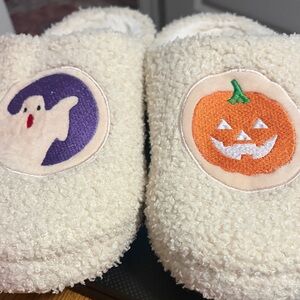 Cream Halloween Slippers with Ghost and Pumpkin Cookies
